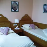 Hotel Monaco 3*