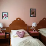 Hotel Monaco 3*